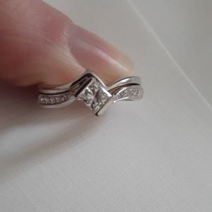Beautiful wedding ring set